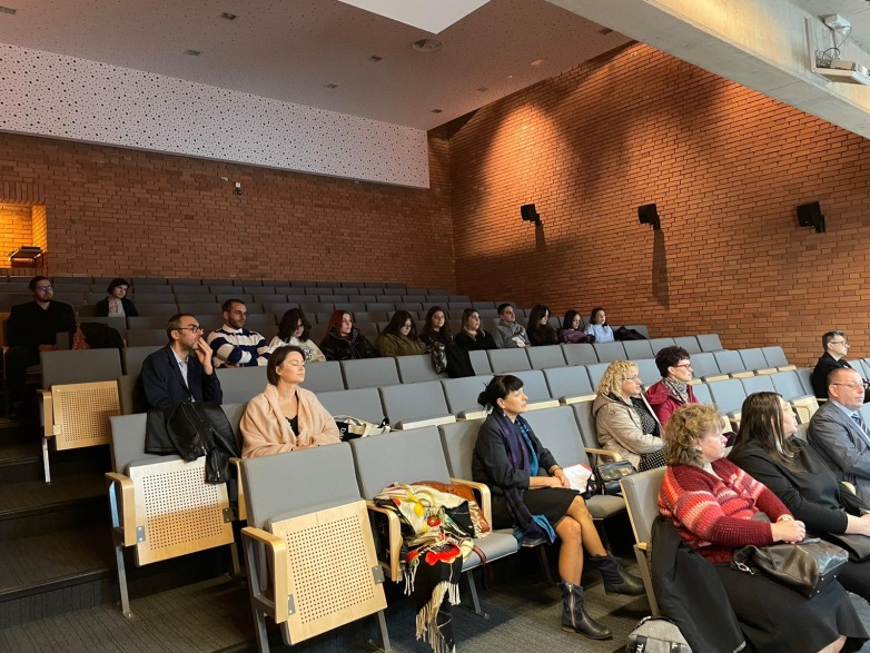 Na zdjęciu: Uczestnicy konferencji „Nawroty II. Ślady baroku" podczas sesji plenarnej w dn. 27 września 2022
