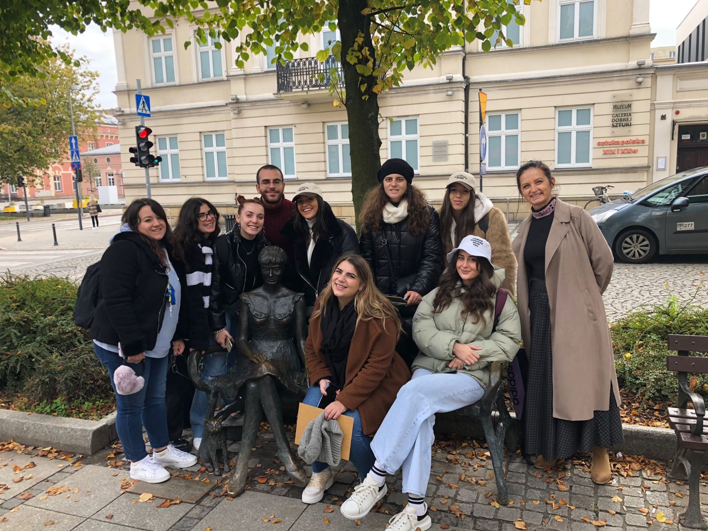 Na zdjęciu: Marika Vecchione, Anna Gammaro, Caterina Formicola, Emanuela Fiorenza, Alessia Arduo, Immacolata Racca, Laura Giordano, Andrea Migliaccio, Eleonora Sarnataro, dr Anna Meisner